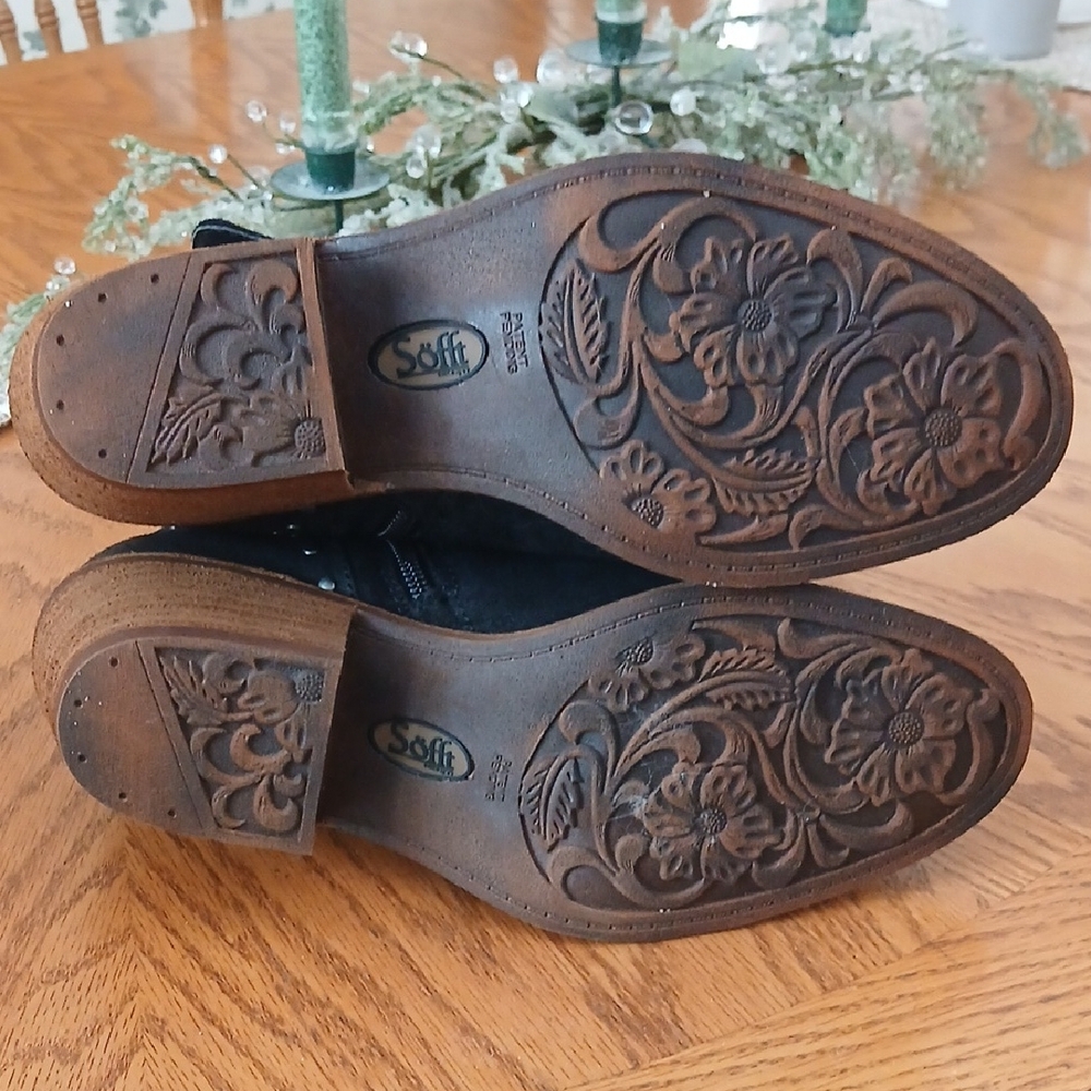 Sofft Black Studded Ankle Booties - Picture 8 of 8